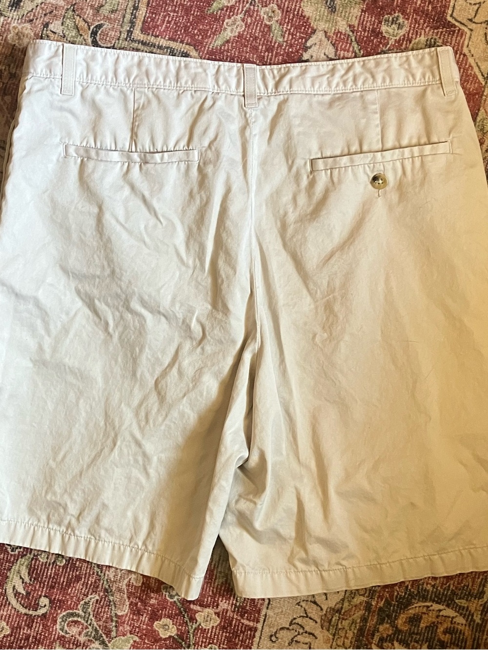 Banana Republic men’s shorts - Picture 2 of 3